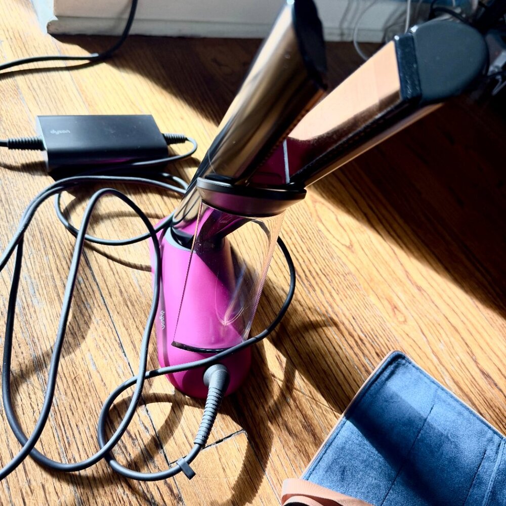 Dyson Corrale hair straightener Black Fuchsia - Like New - Picture 6 of 14